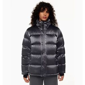 Aritzia - Super Puff Liquid Shine